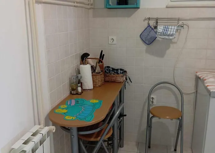 Julia - Near The דירה