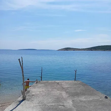Apartament Julia - Near The Martinšćica