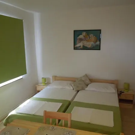 Apartament Julia - Near The Martinšćica