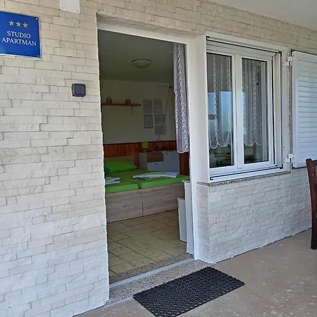 Apartament Julia - Near The Martinšćica